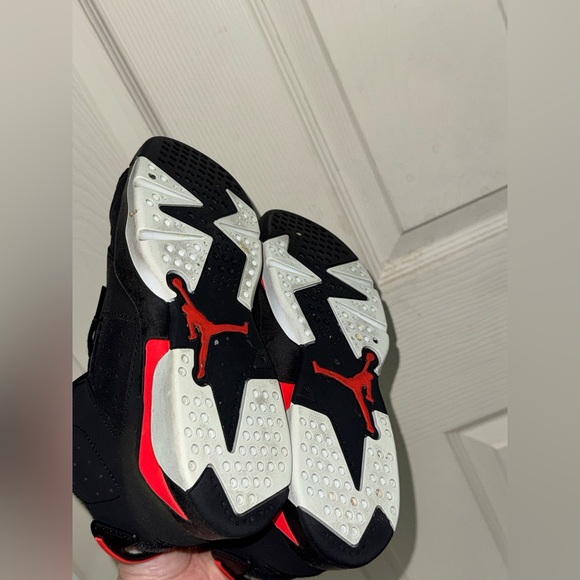 🖤❤️ Air Jordan 6 - ‘Black Infrared’ (2019) Size 2.5Y - Picture 4 of 4